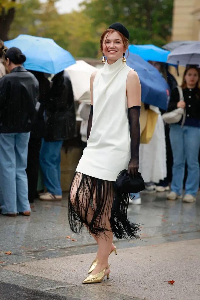 焦点平台登录：今年春夏一定要有“这件衣服”，高级又气质！
